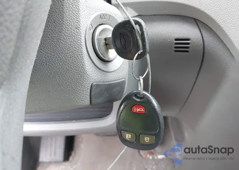 2011 Chevrolet Traverse Ls z USA, uszkodzony, nr VIN 1GNKREED2BJ358695